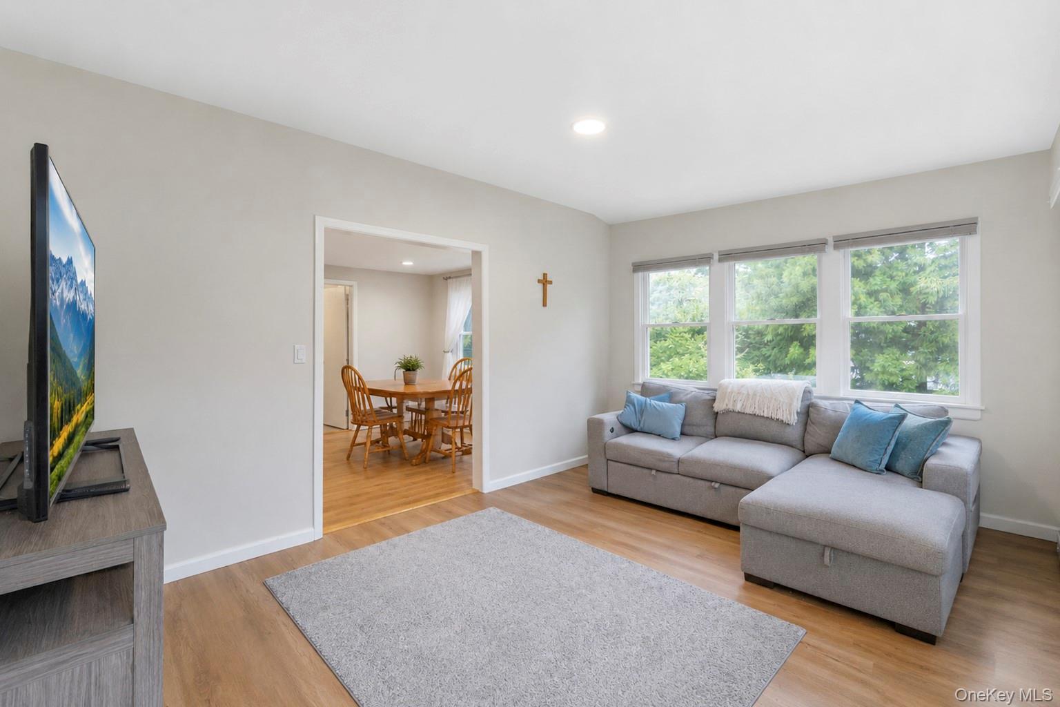 2 Fox Lane Property Photo 23