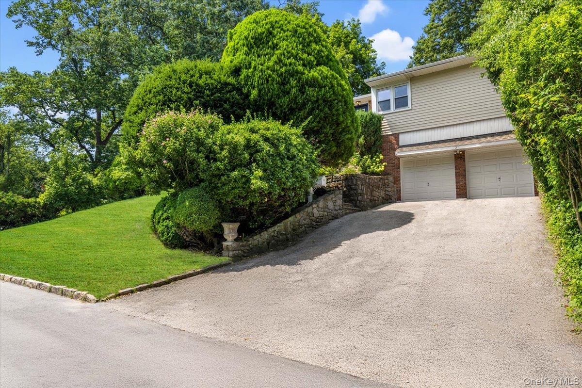 31 Claudet Way Property Photo 25