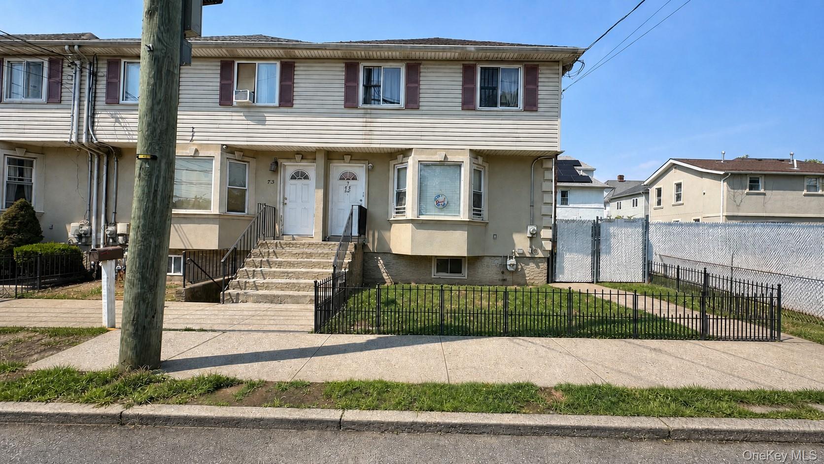 71 Arlington Place Property Photo 1