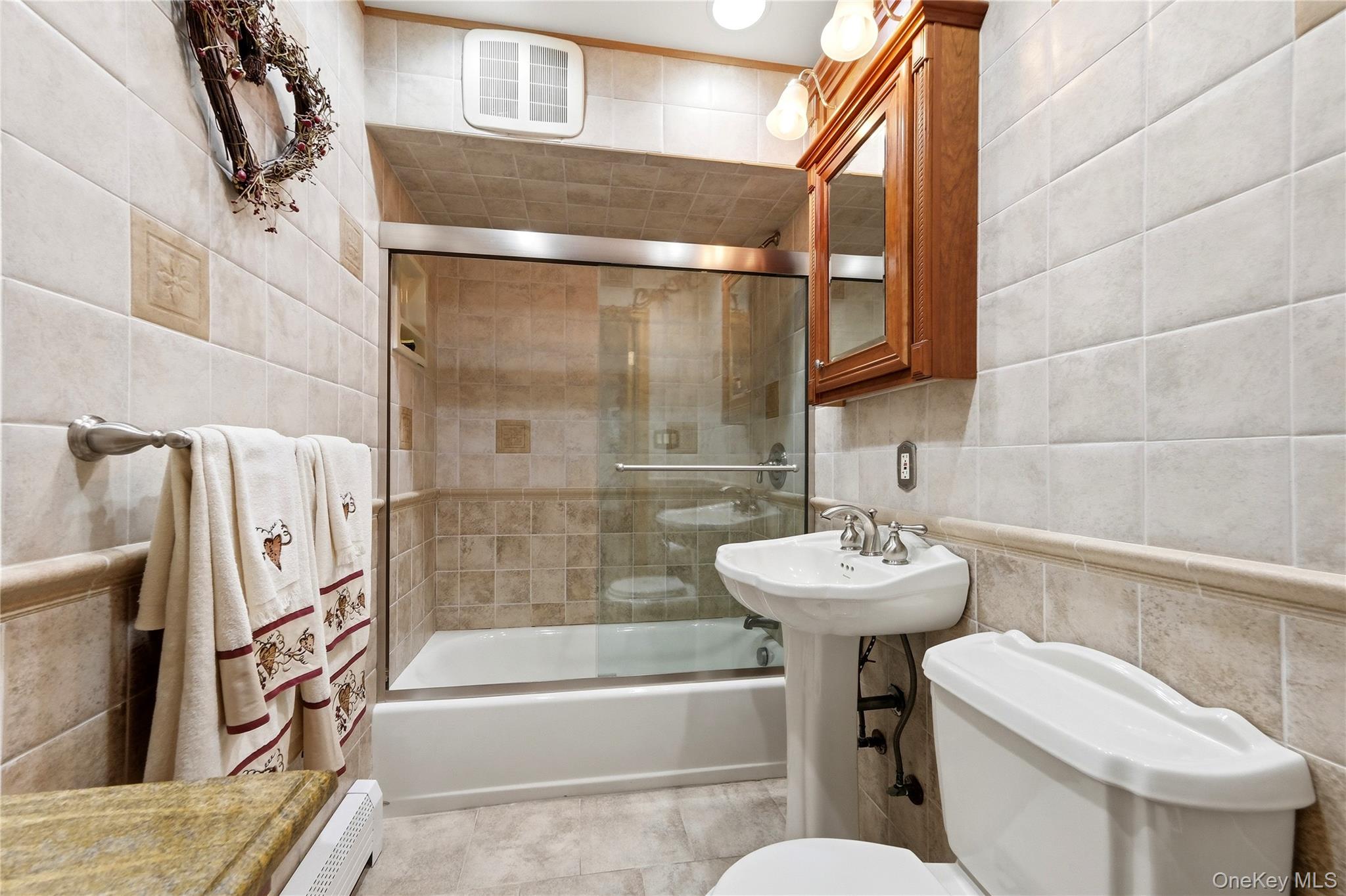 19 Tower Lane Property Photo 16