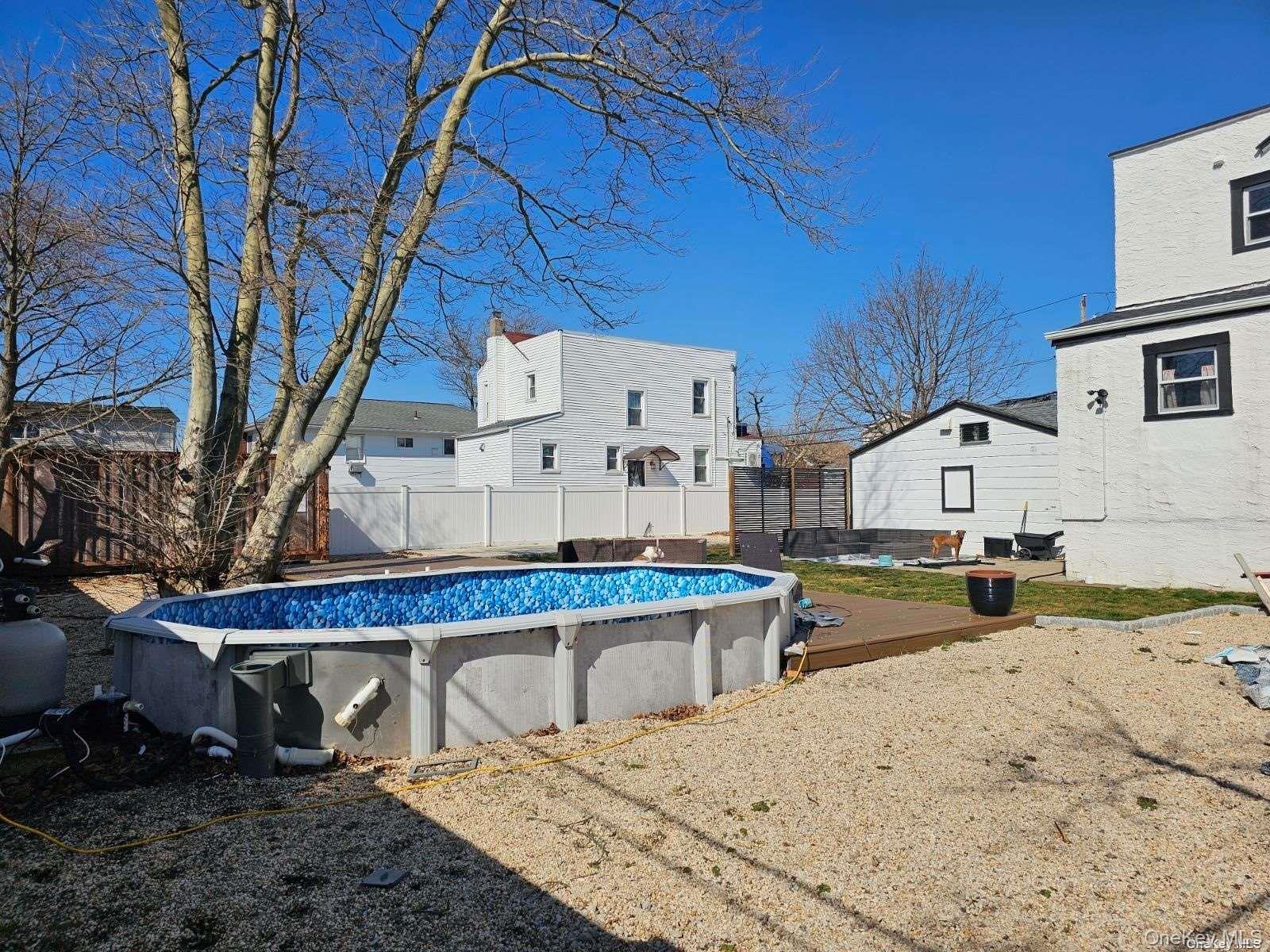 146 Kingston Boulevard Property Photo 14