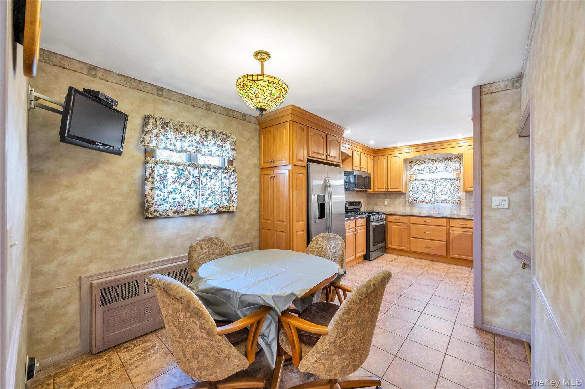 35 Jerold Street Property Photo 9