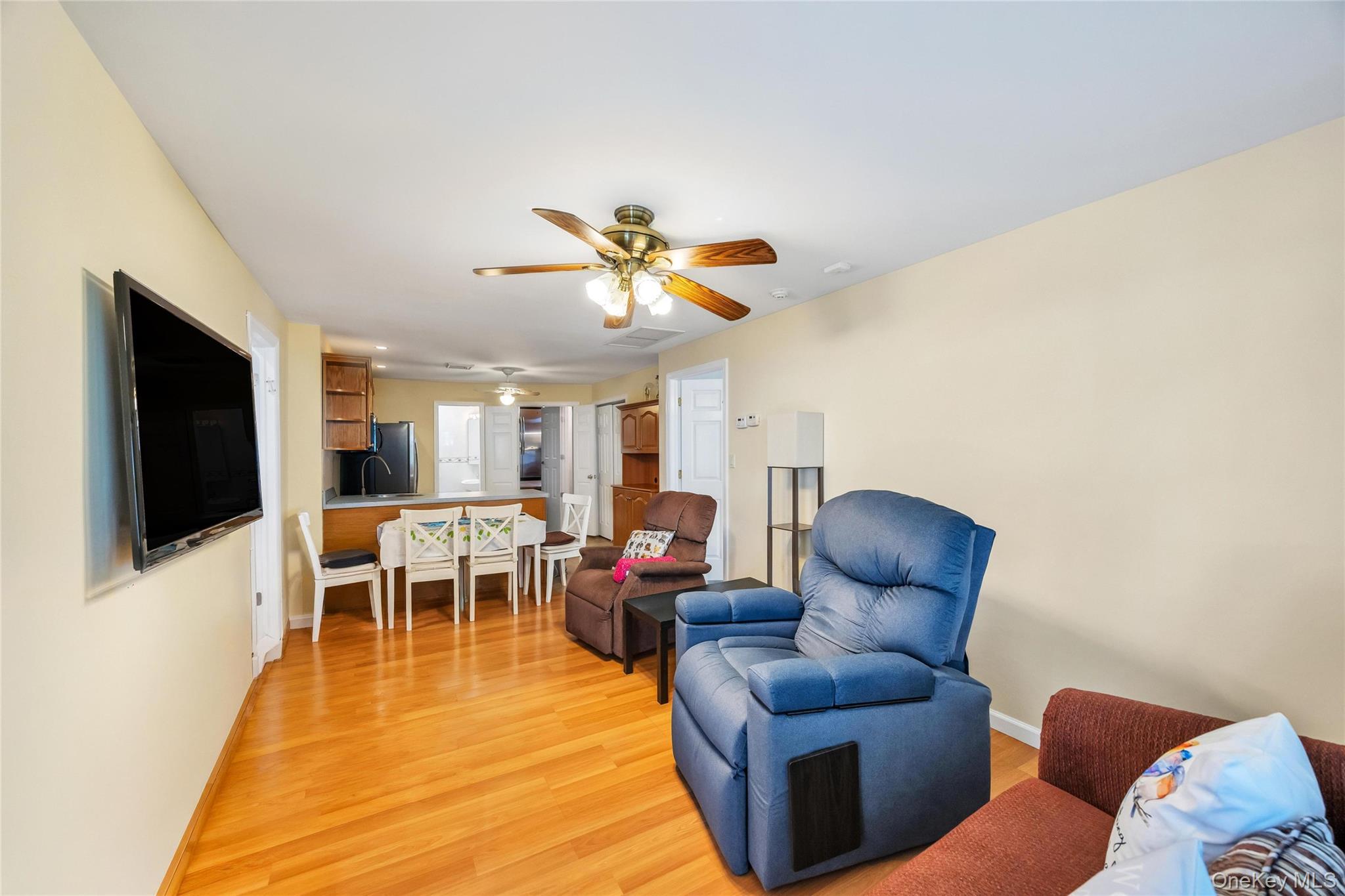 35 Jerold Street Property Photo 32