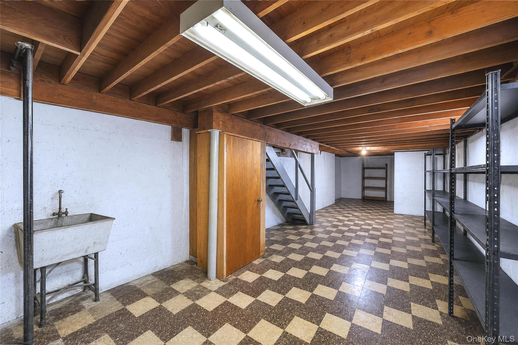35 Jerold Street Property Photo 35
