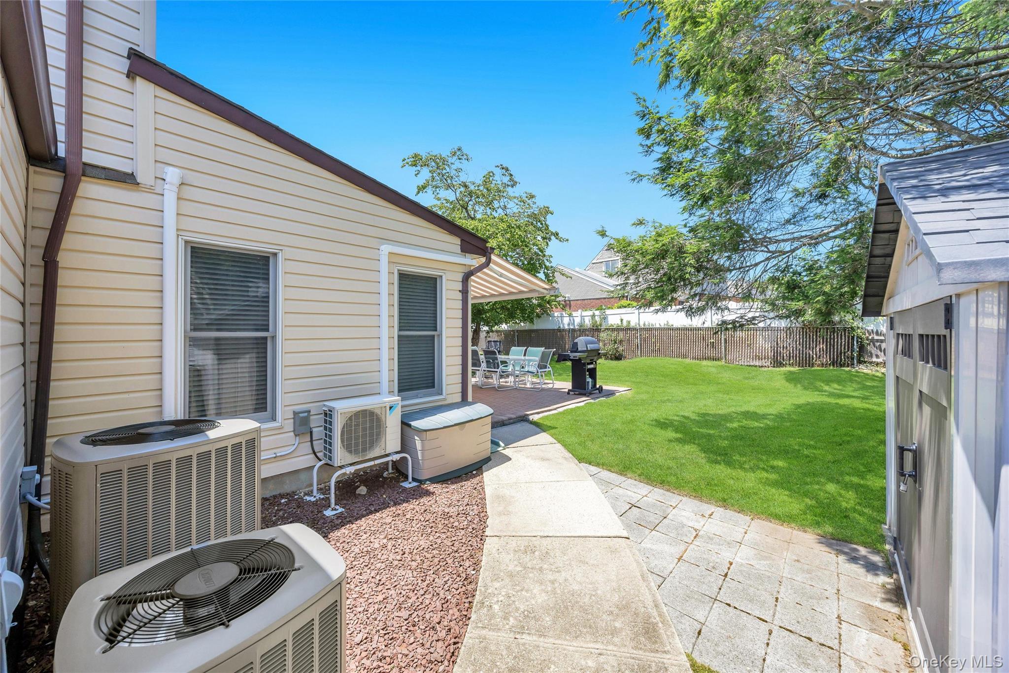 35 Jerold Street Property Photo 41