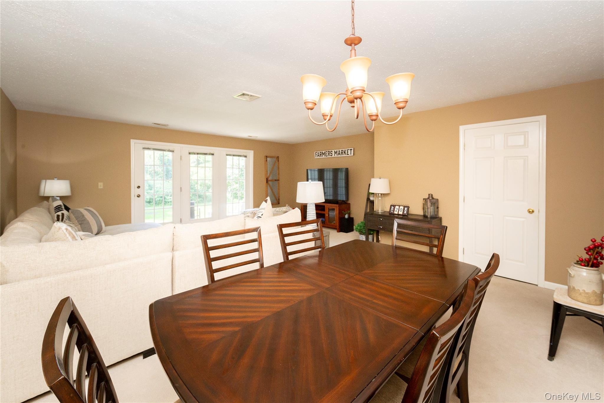 16 Evergreen Way Property Photo 13