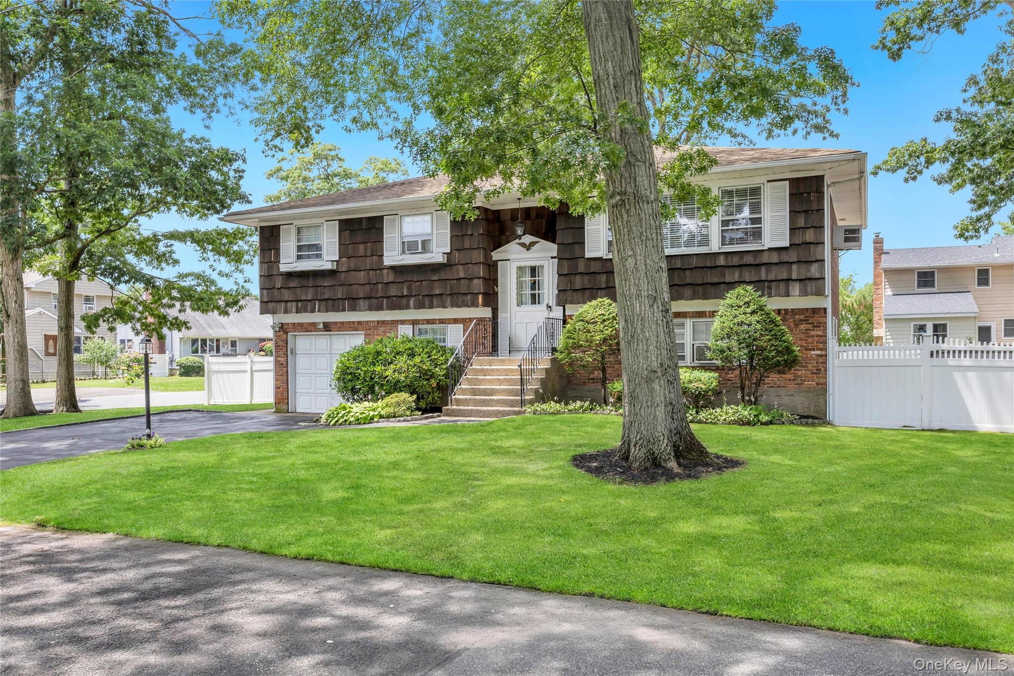612 Vine Street Property Photo 4