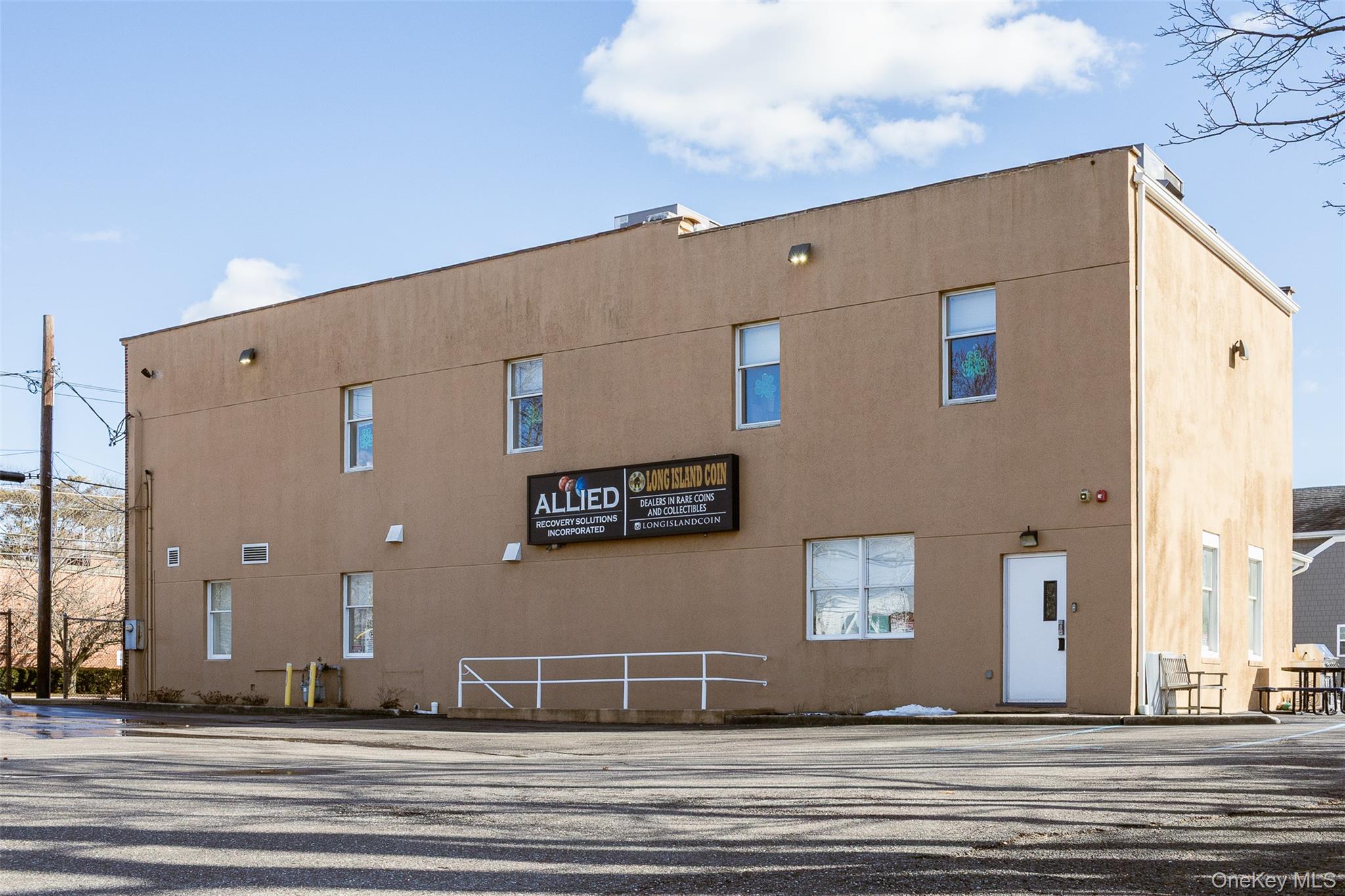 146 Railroad Avenue Property Photo 4