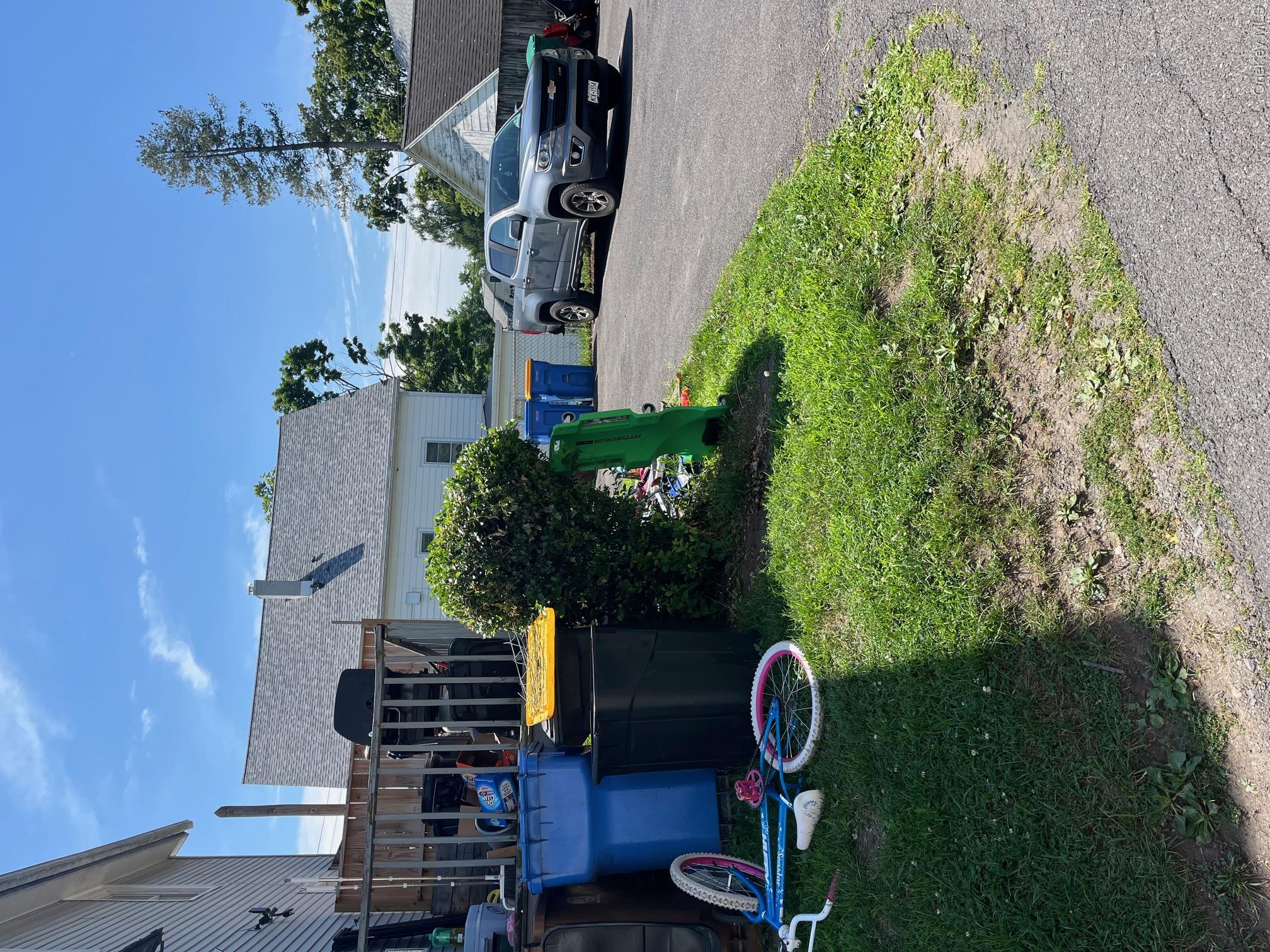 63 Pine Street Property Photo 3