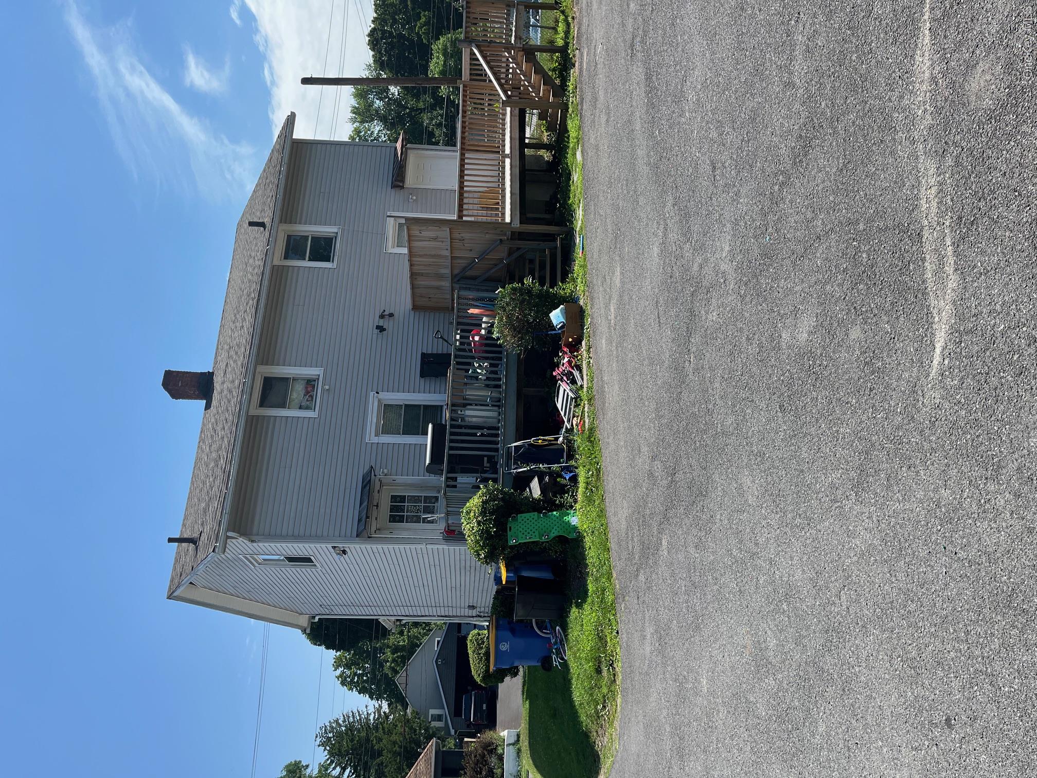 63 Pine Street Property Photo 12