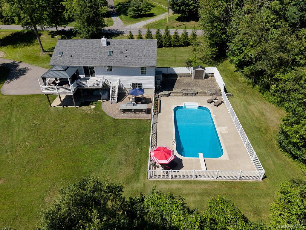 3 Justbrand Lane Property Photo 2