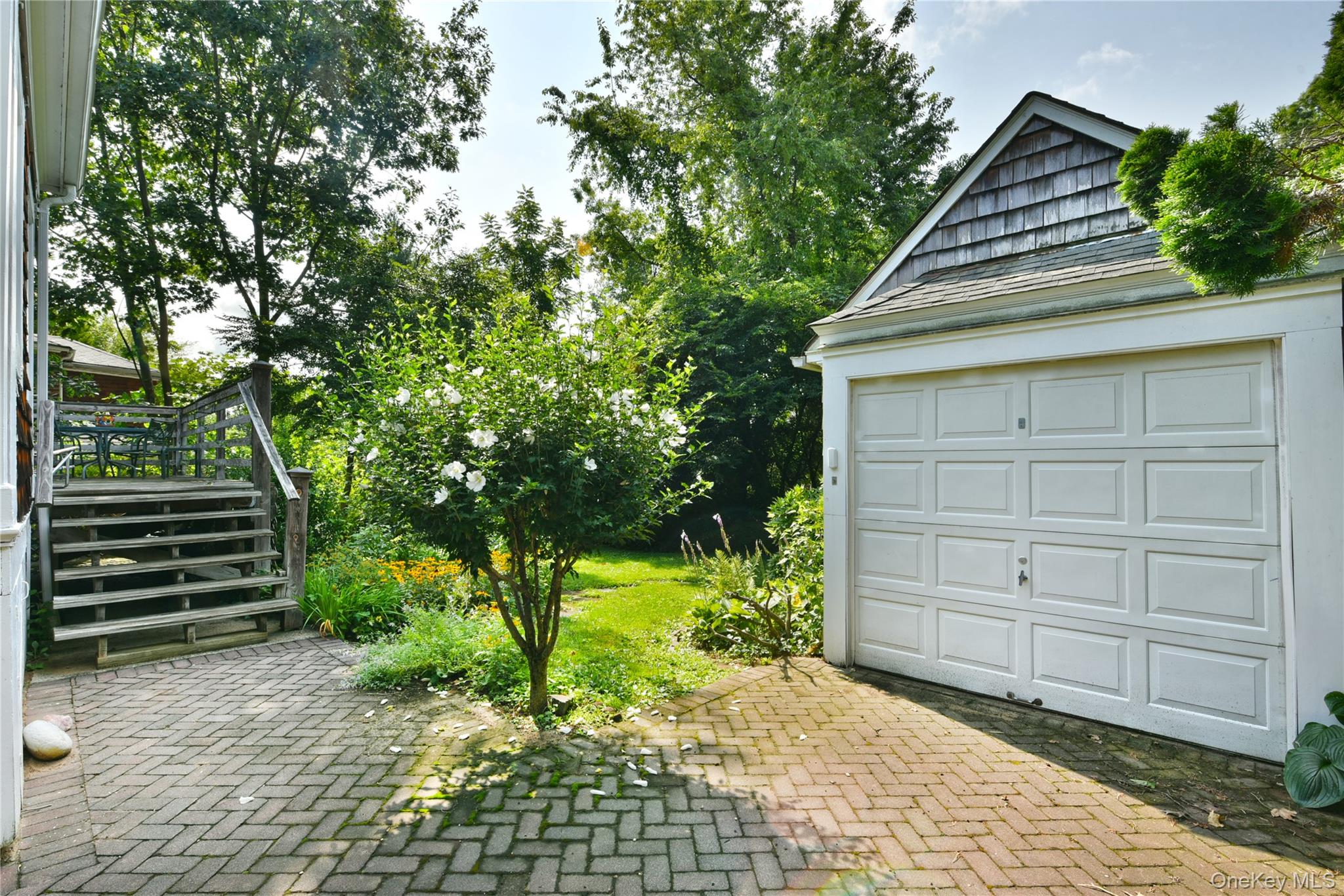 308 38th Road Property Photo 25