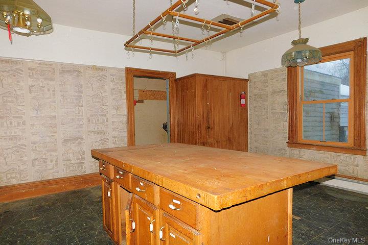 853 Salt Point Turnpike Property Photo 7