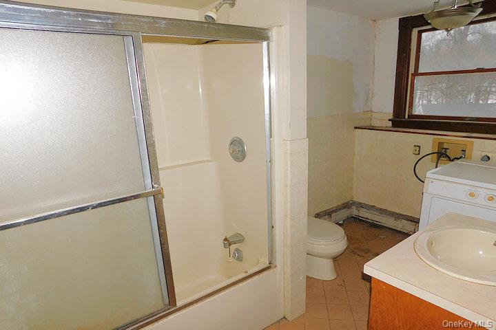 853 Salt Point Turnpike Property Photo 11