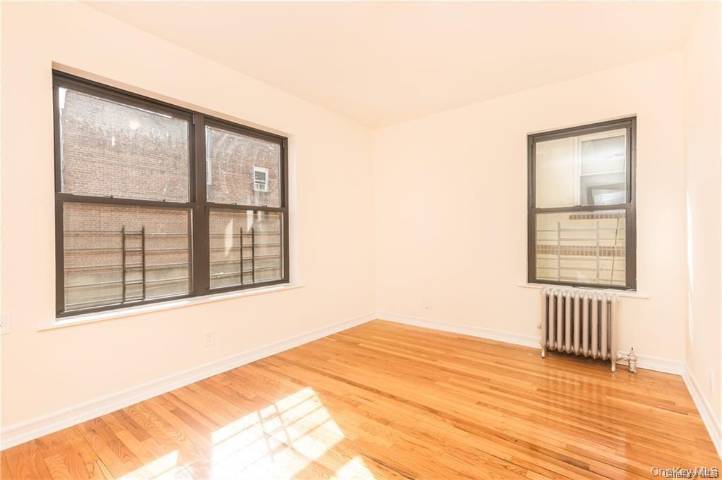 204 W 260th Street Property Photo 4