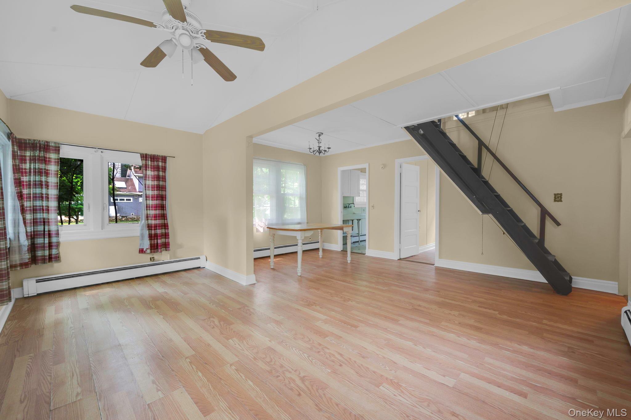 24 Thomas Road Property Photo 5