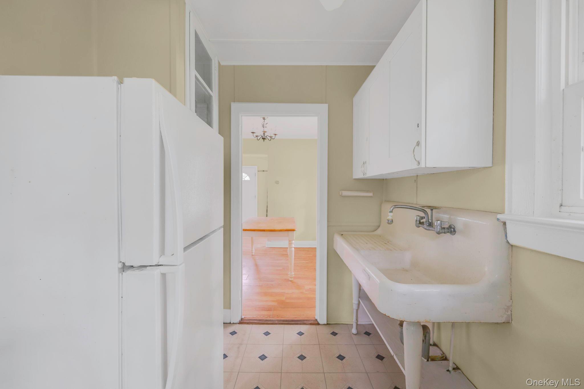 24 Thomas Road Property Photo 10