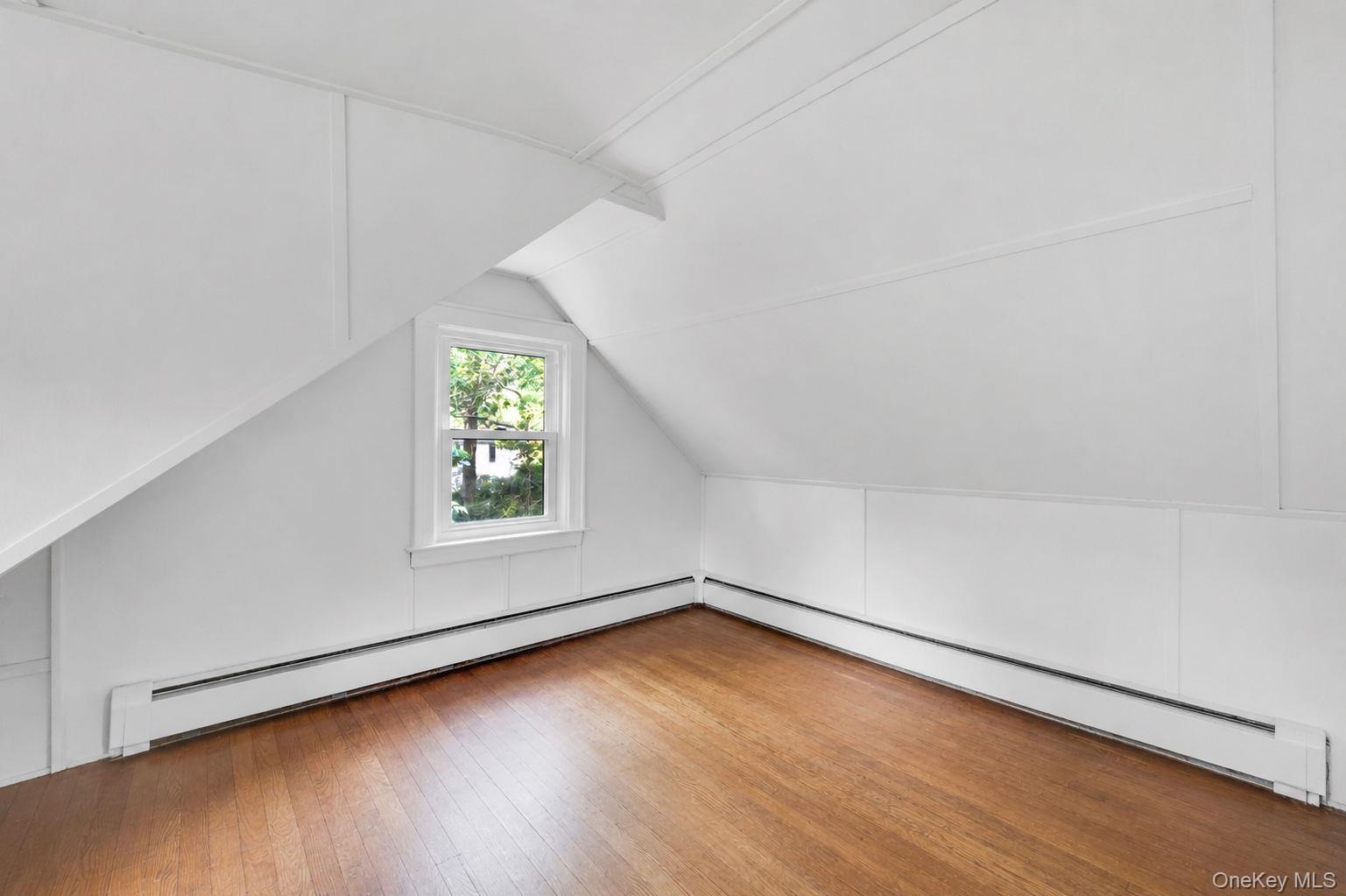 24 Thomas Road Property Photo 16