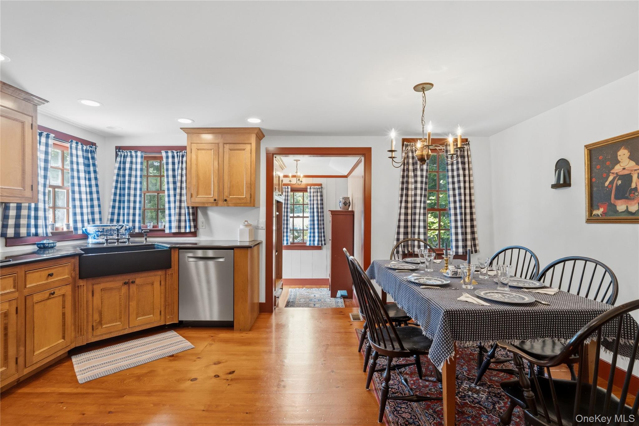 211 Berry Hill Road Property Photo 12