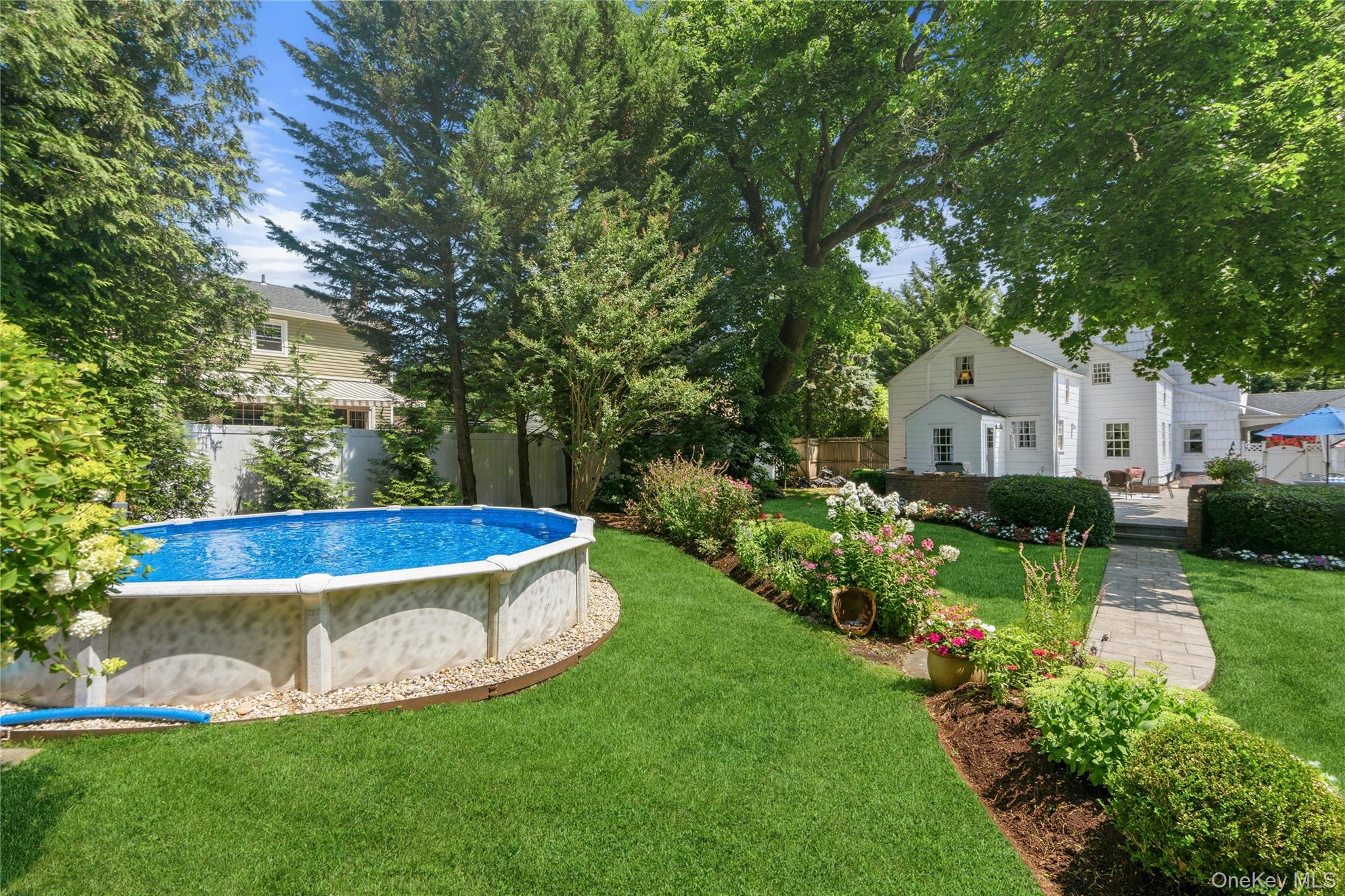 211 Berry Hill Road Property Photo 32