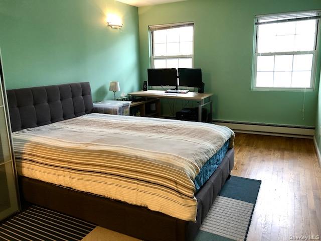 12-31 Robin Lane Triplex, 1st Floor Property Photo 8