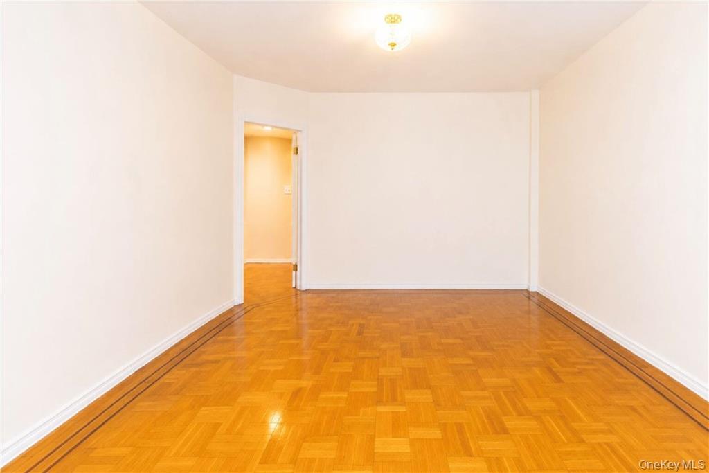 1289 E 19th Street D4 Property Photo 5