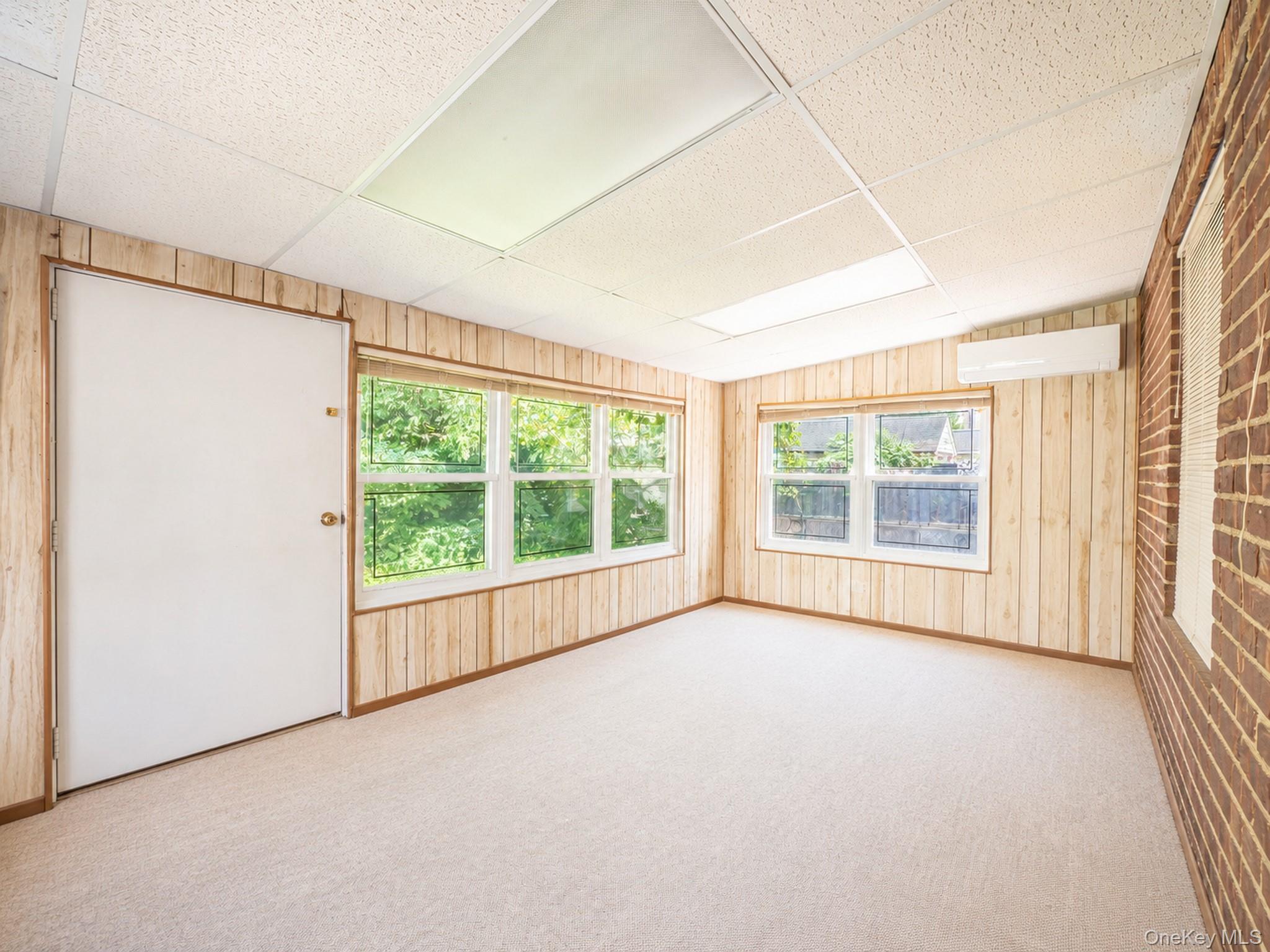 76-53 172nd Street Property Photo 20