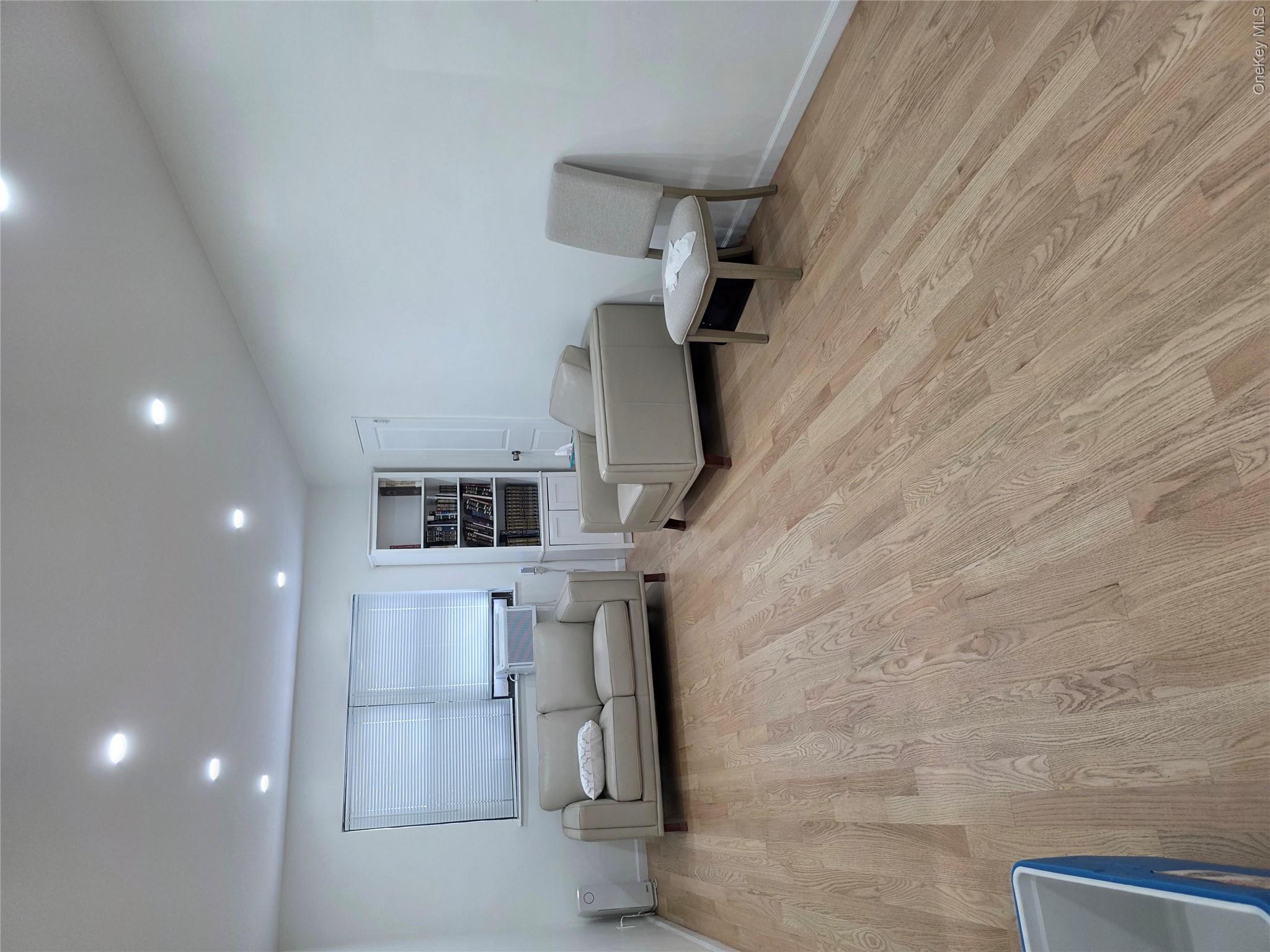 71-37 Vleigh Place 40b Property Photo 5