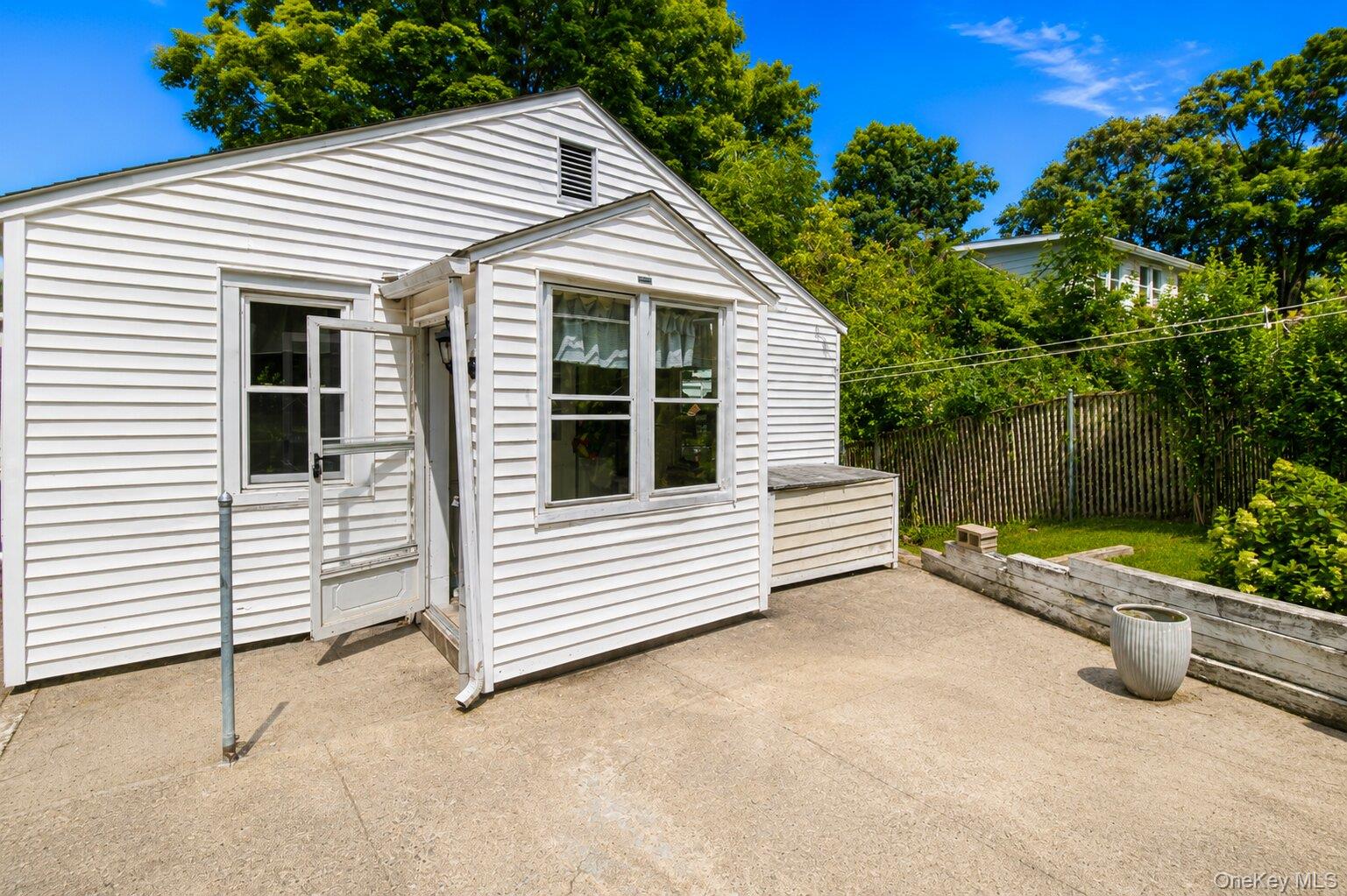 70 Winona Avenue Property Photo 23