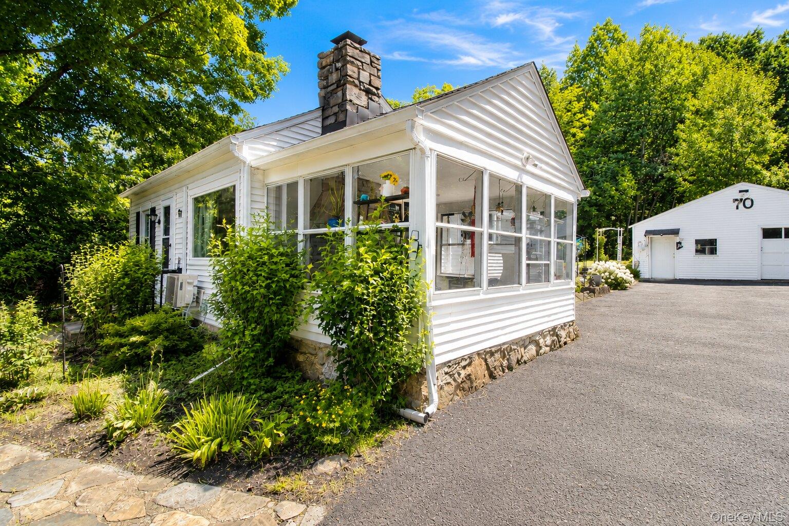 70 Winona Avenue Property Photo 24