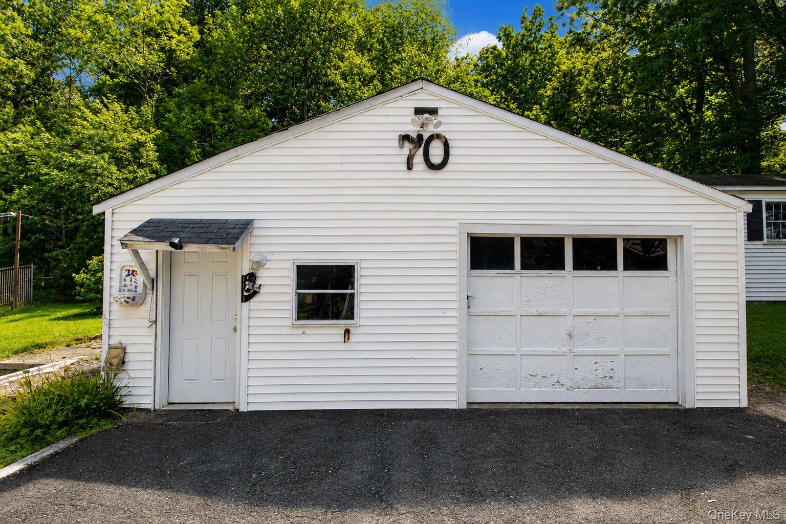 70 Winona Avenue Property Photo 26