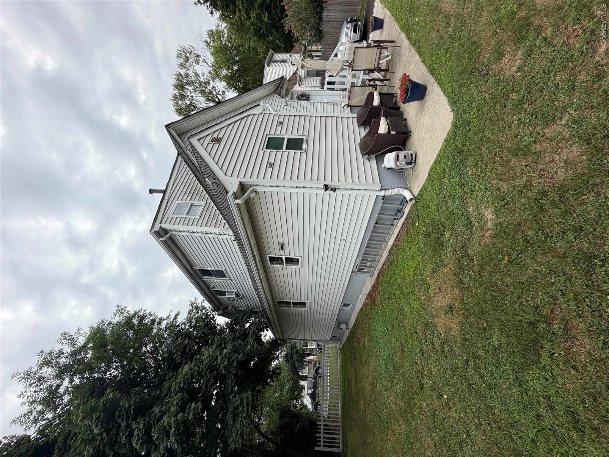 14 Perkal Street Property Photo 21