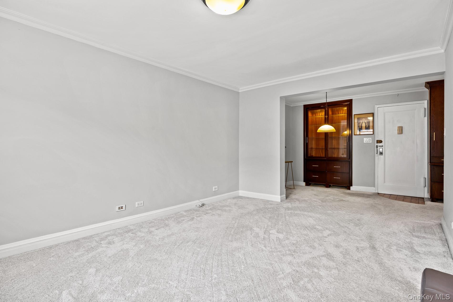83-25 98 Street 4l Property Photo 12