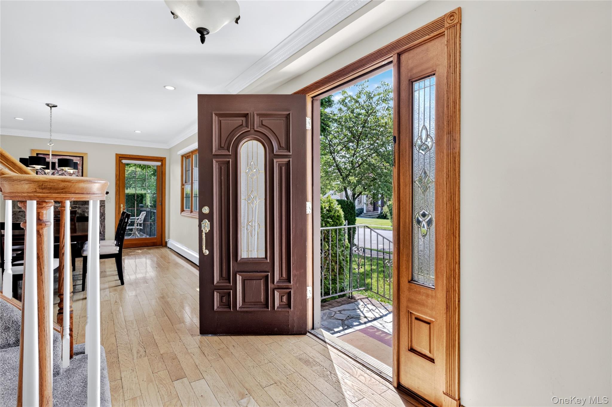 75 Maple Street Property Photo 4