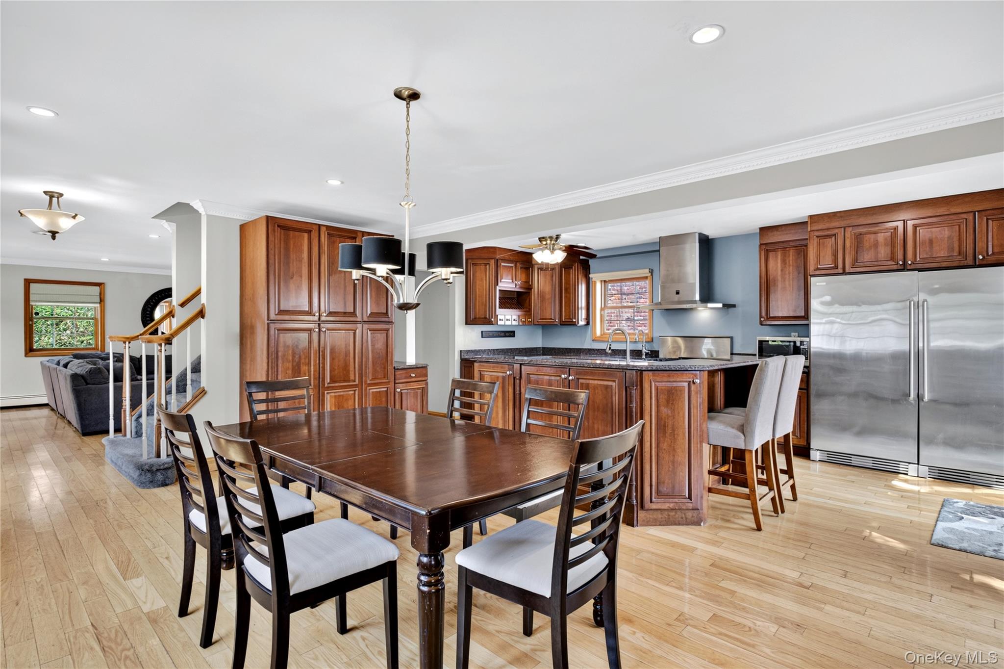 75 Maple Street Property Photo 11