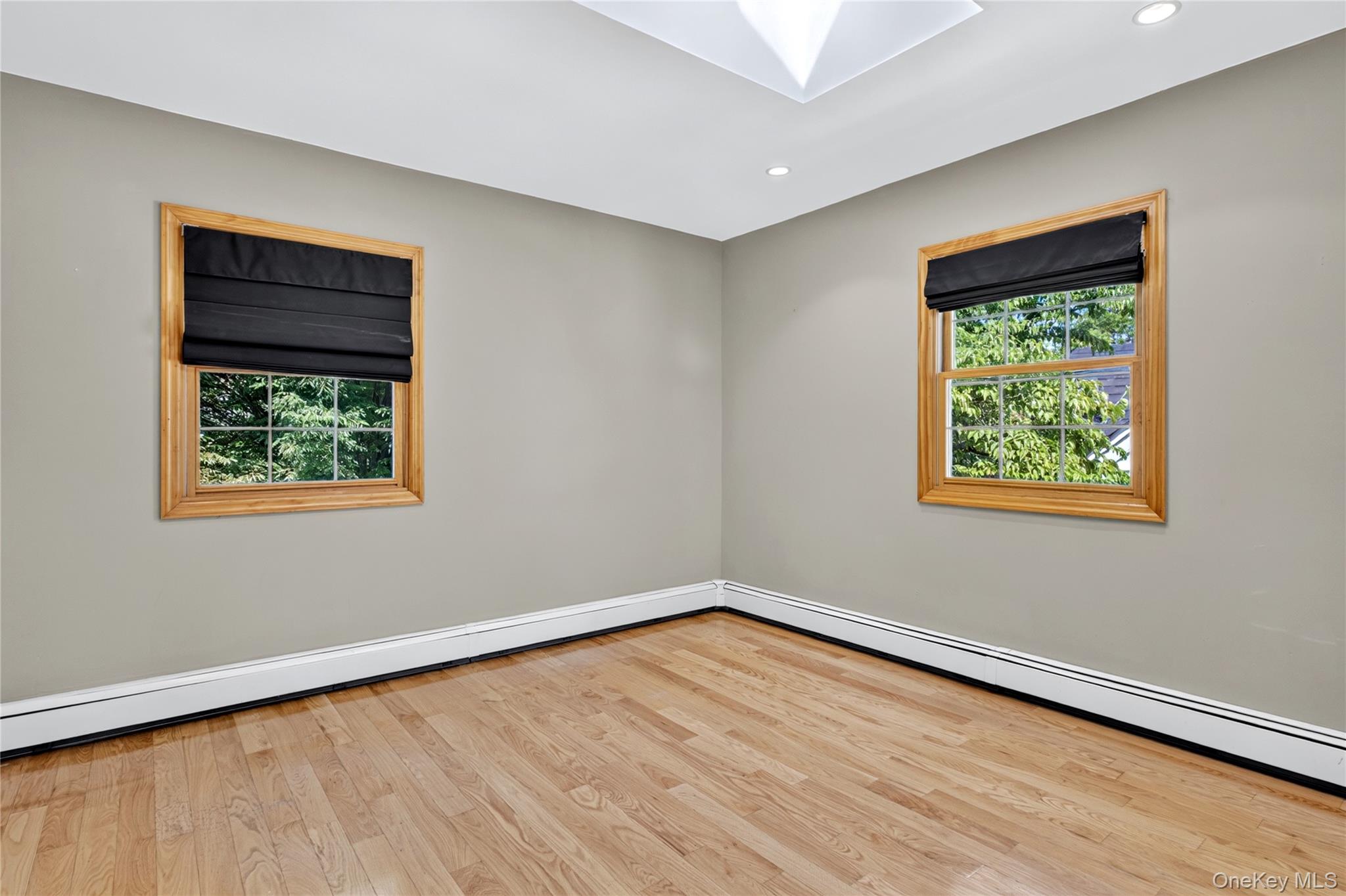 75 Maple Street Property Photo 19