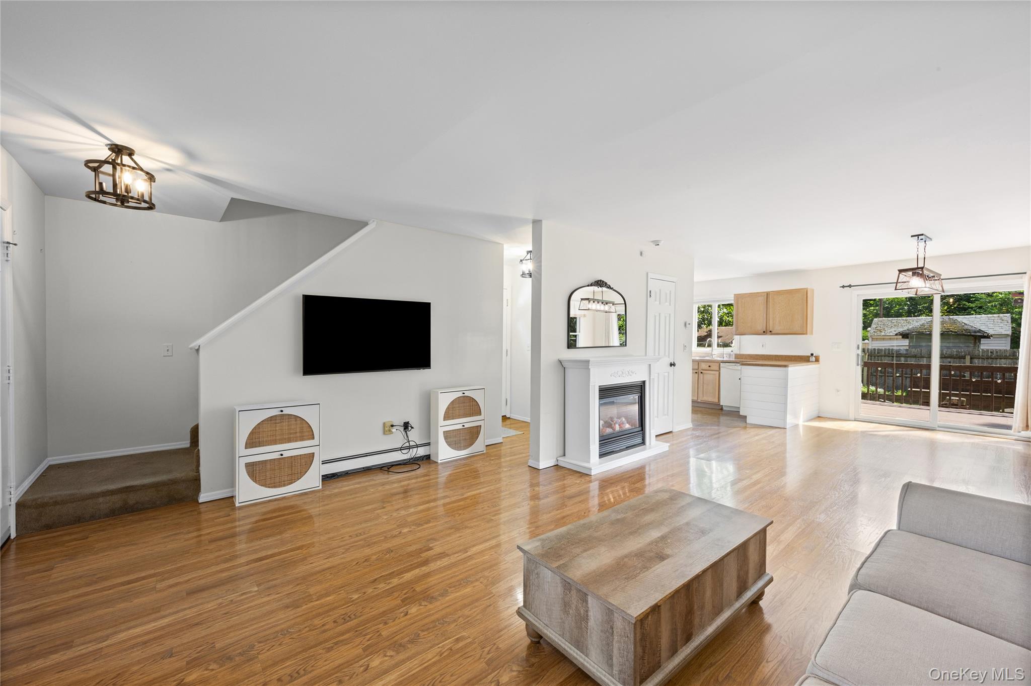28 Roanoke Road Property Photo 14