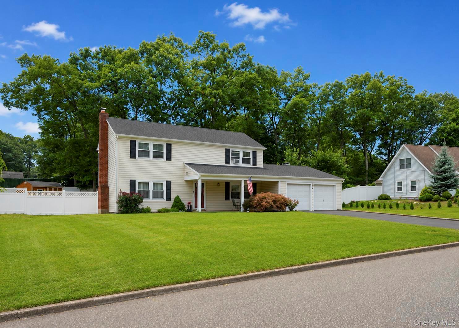 4 Beaverdale Lane Property Photo 4