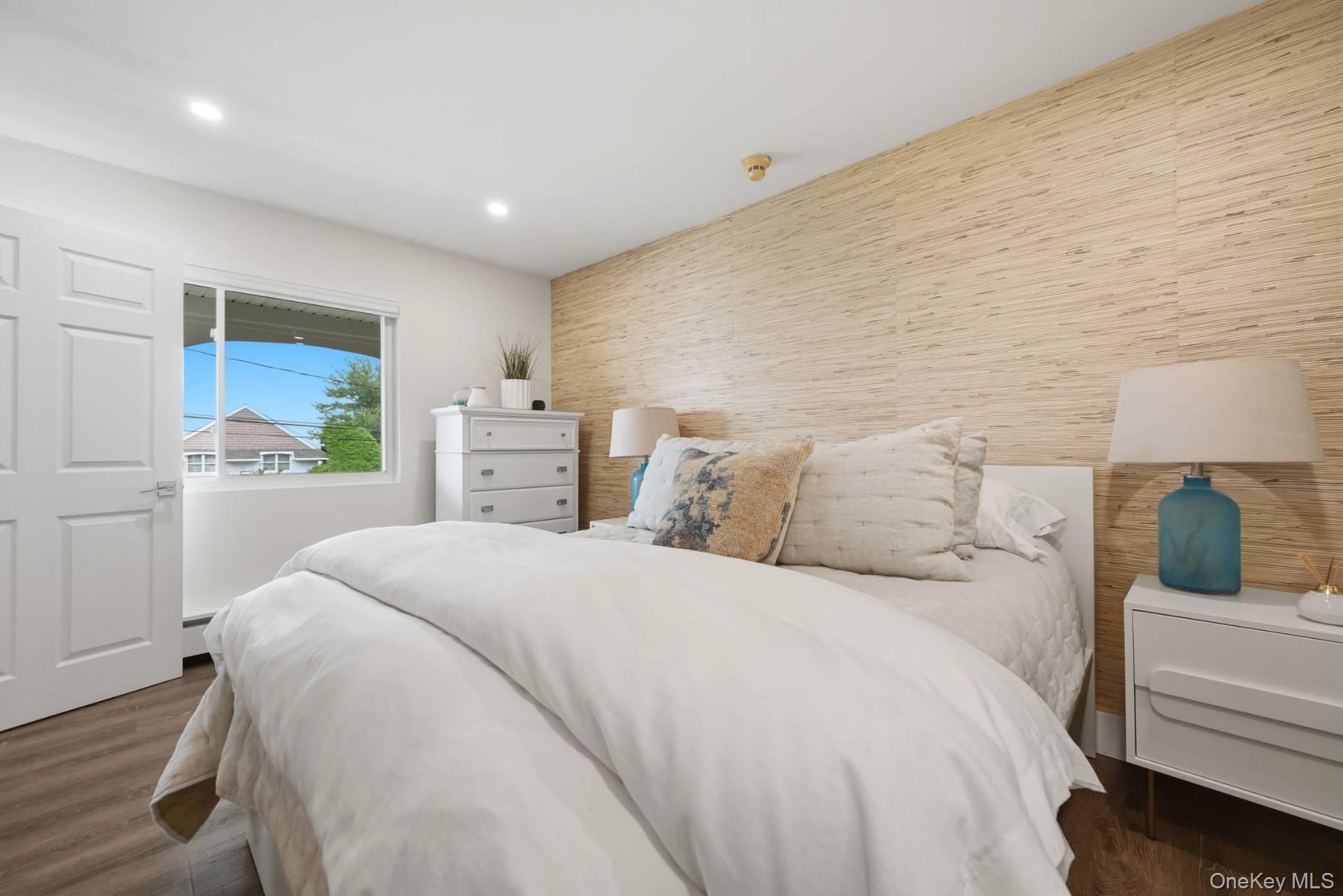 62 Canoe Place Road 623/624 Property Photo 29