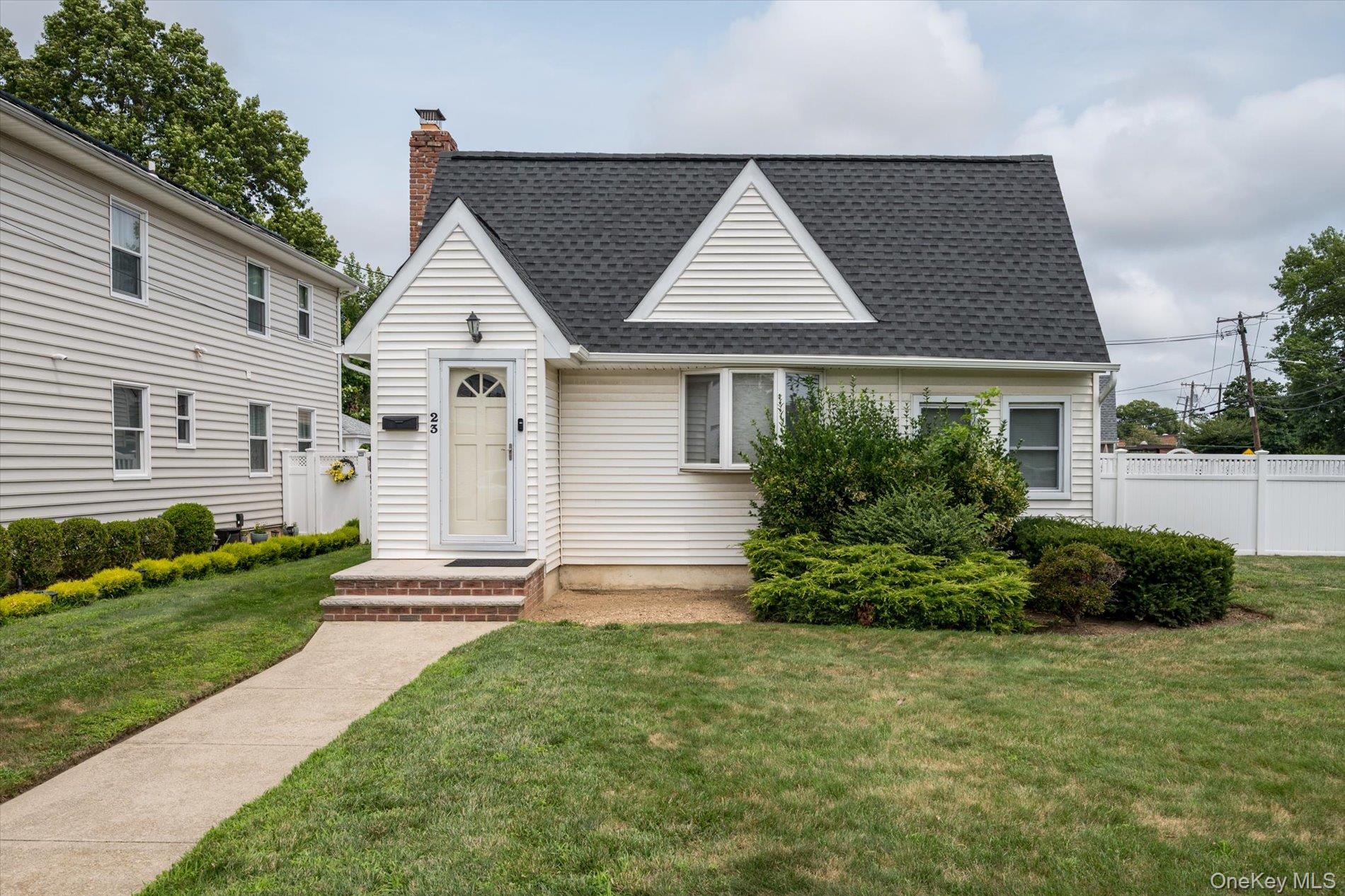 23 Rosebud Avenue Property Photo 1