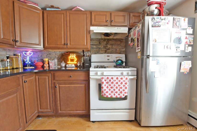 478 Marcy Avenue Property Photo 9