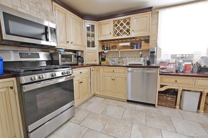 478 Marcy Avenue Property Photo 28