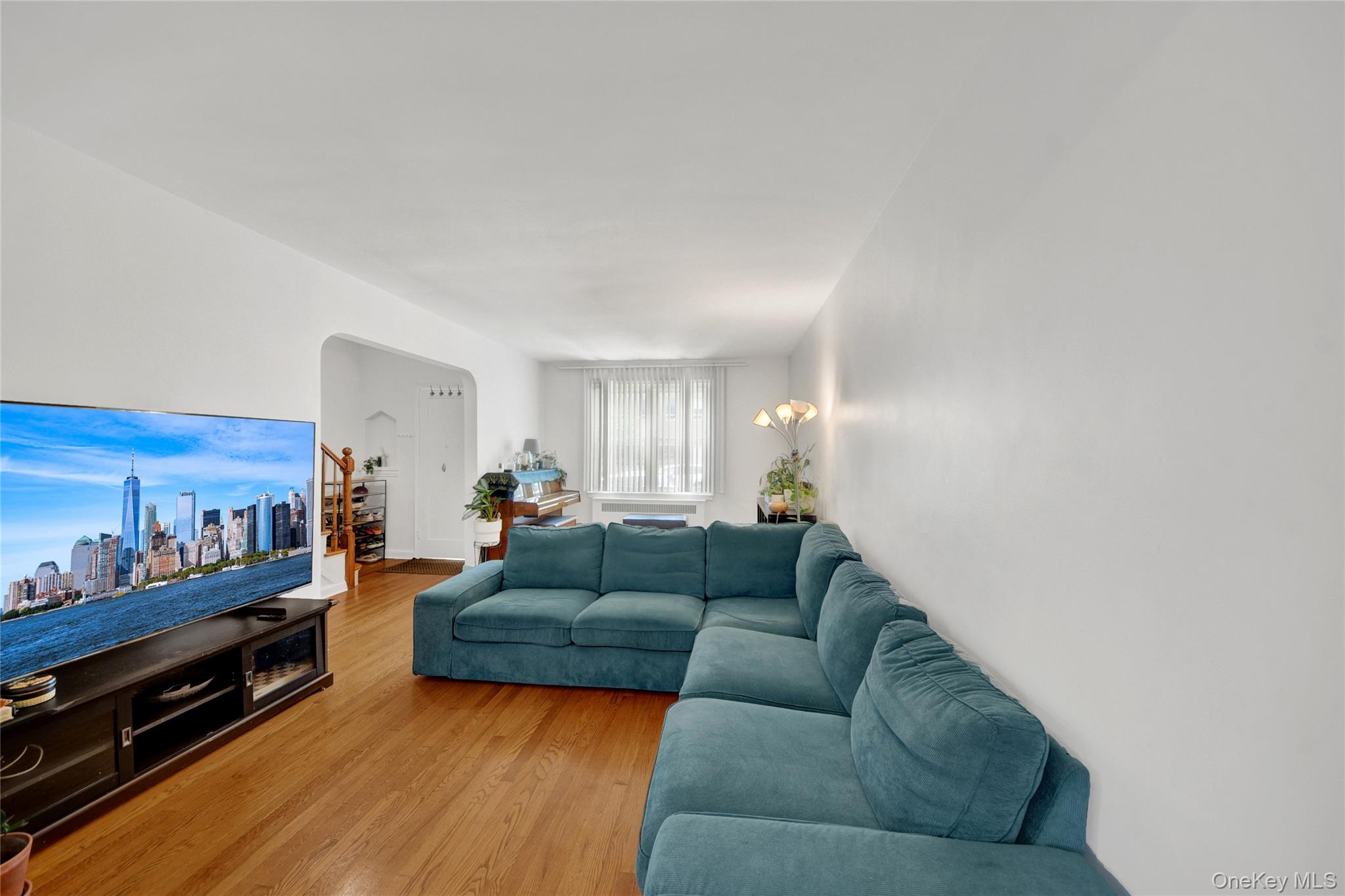 1808 Hering Avenue Property Photo 15