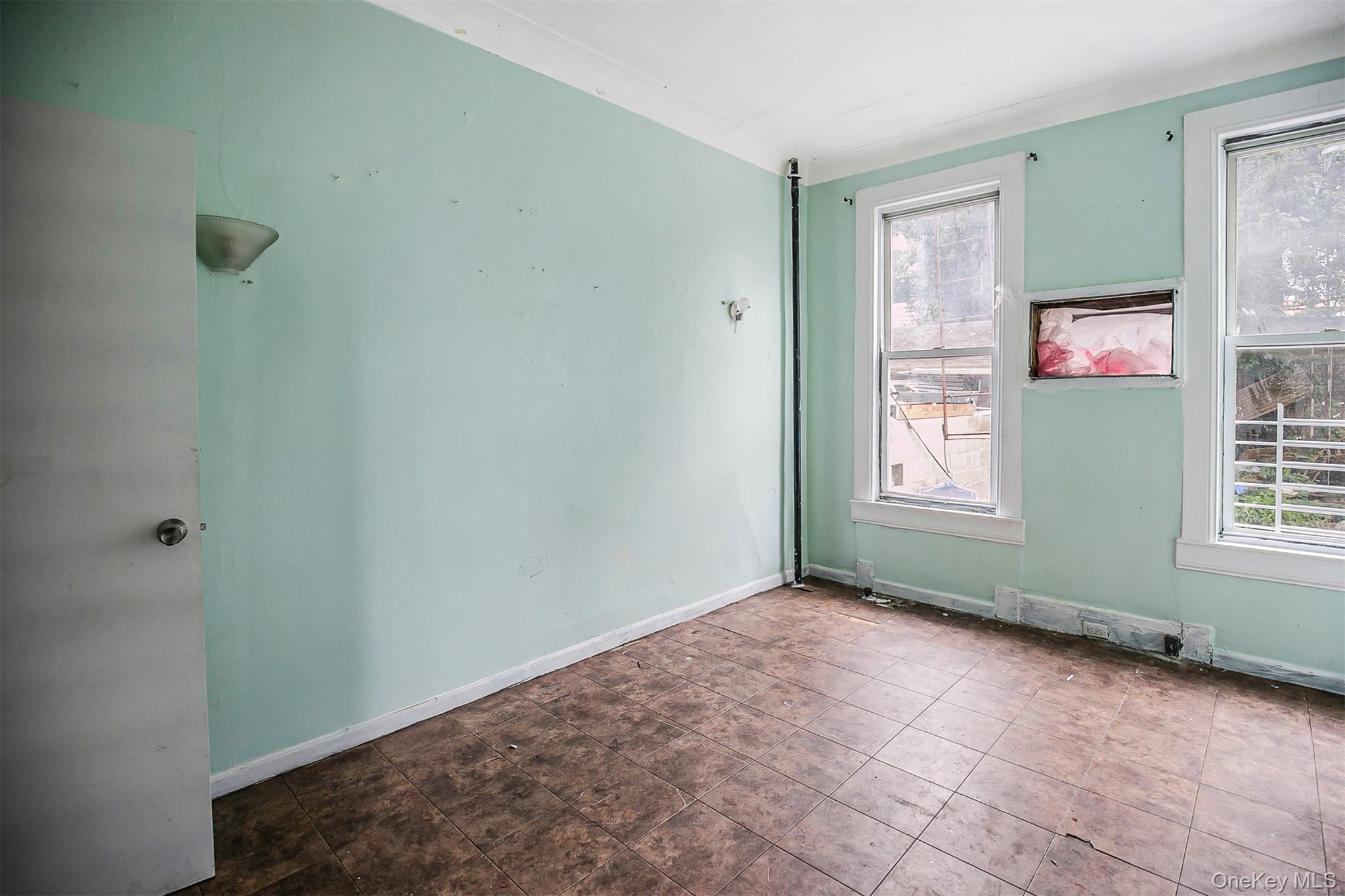 406 Linden Street Property Photo 7