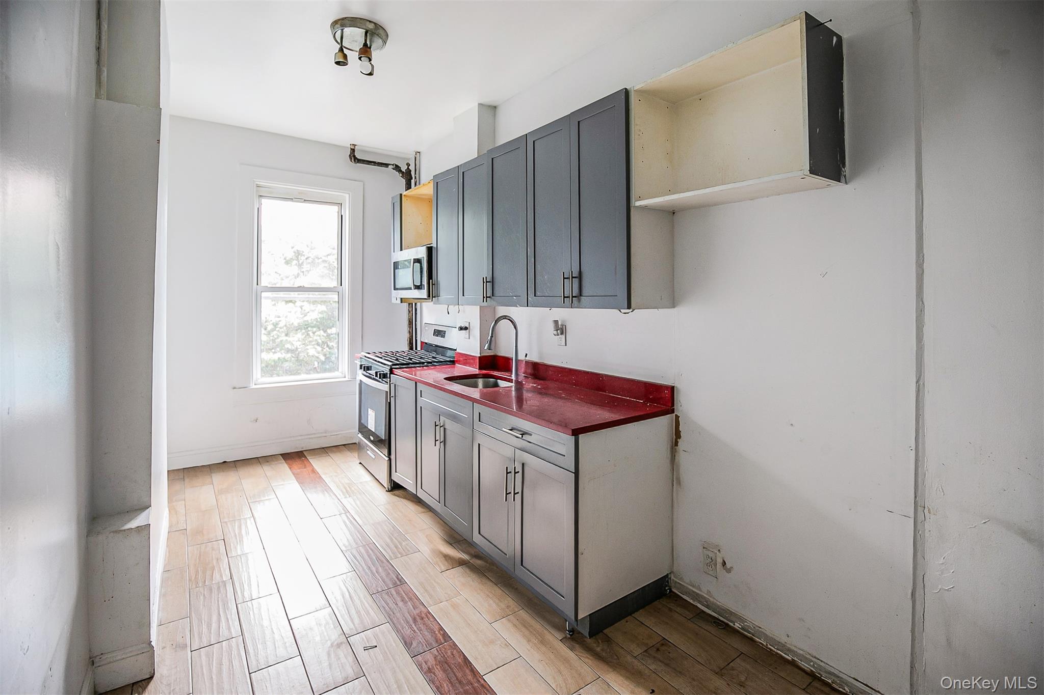 406 Linden Street Property Photo 12