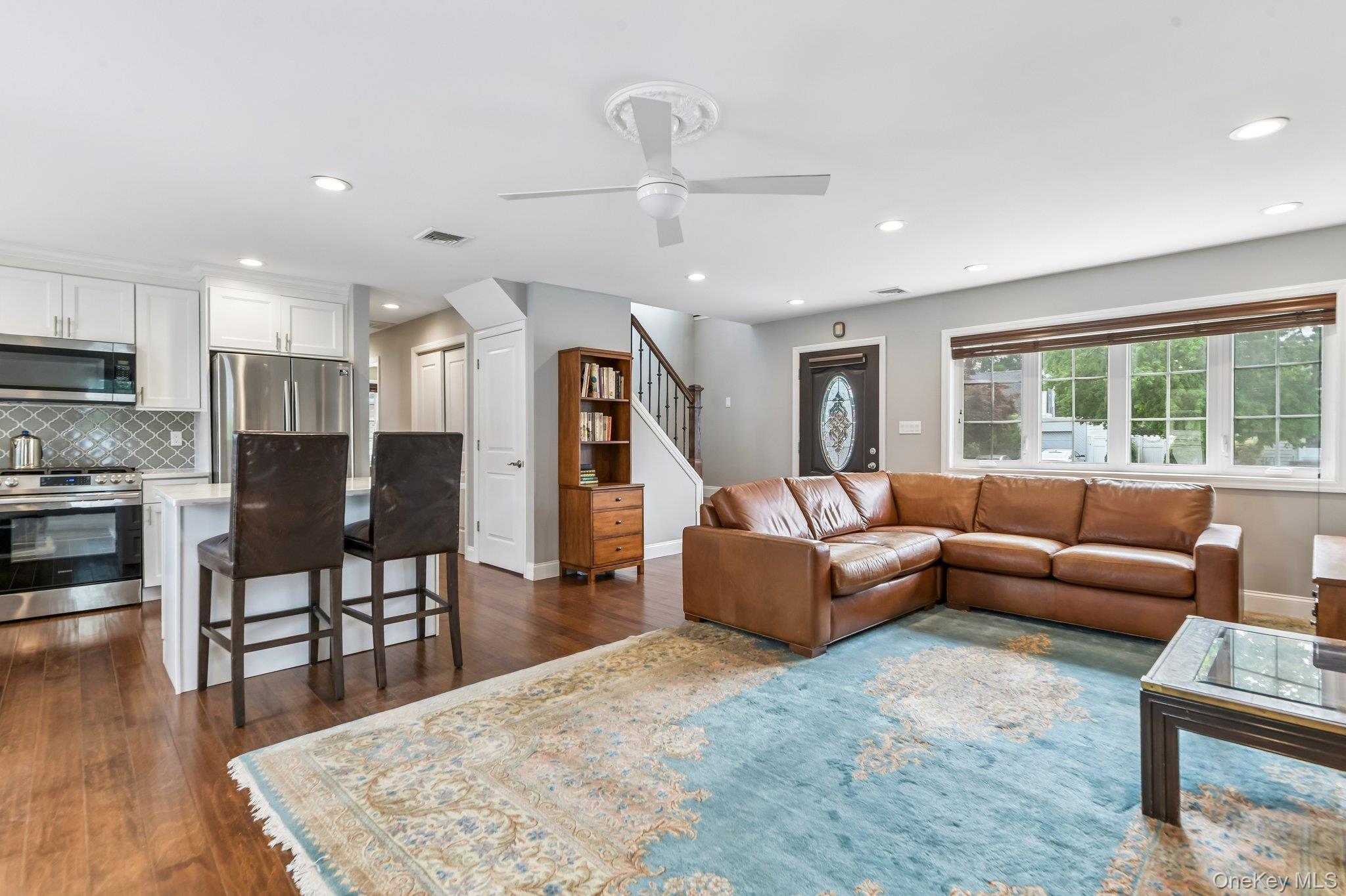 1063 Barrie Avenue Property Photo 4