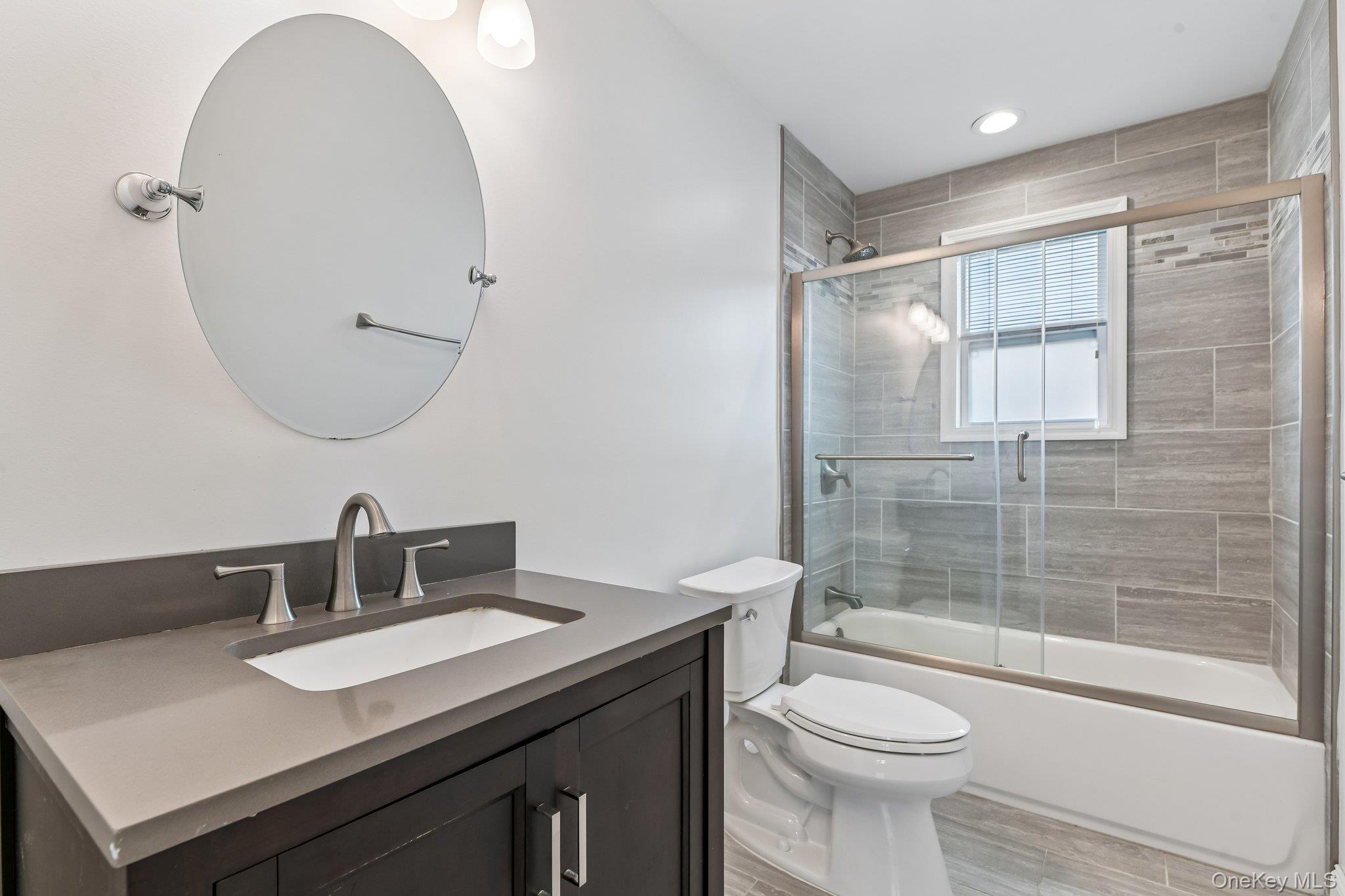 1063 Barrie Avenue Property Photo 13