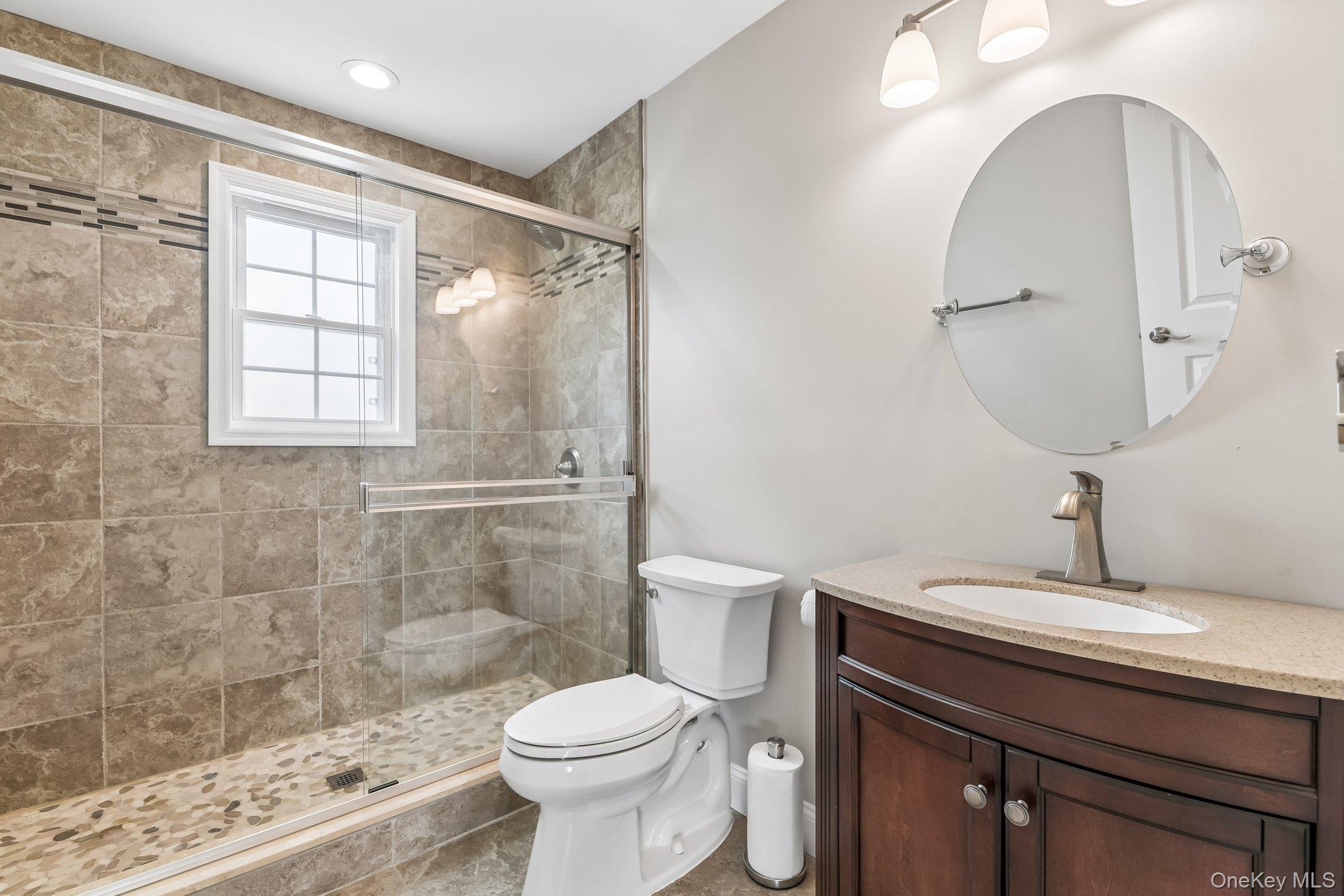 1063 Barrie Avenue Property Photo 18