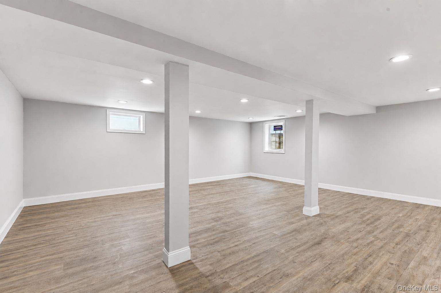 1063 Barrie Avenue Property Photo 25