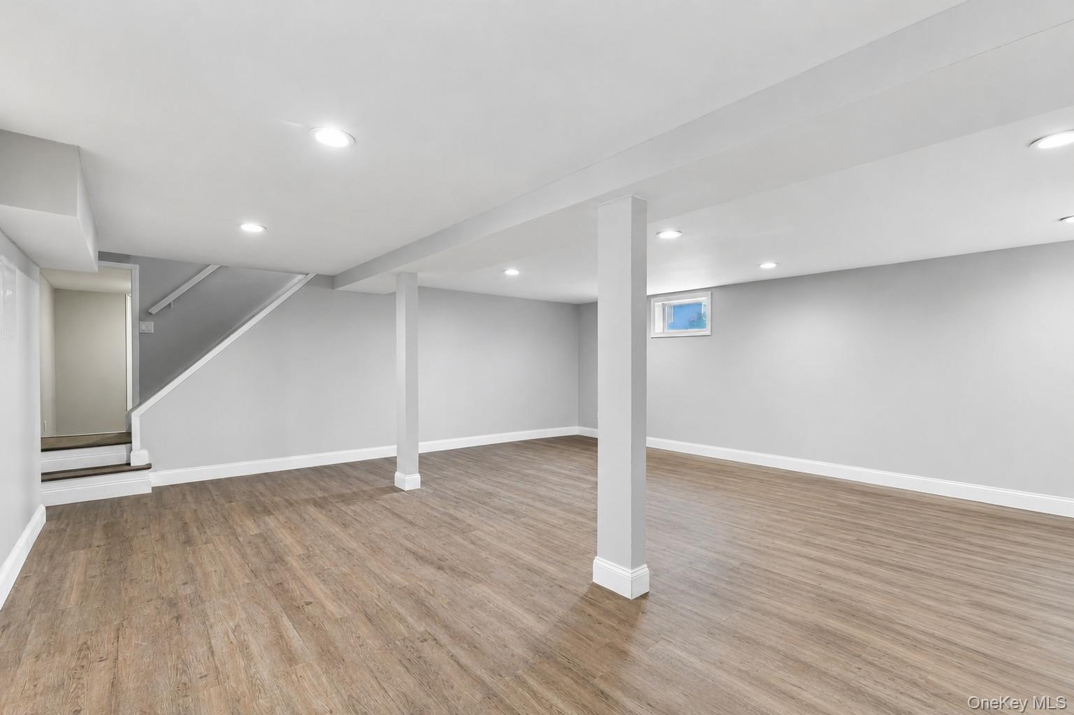 1063 Barrie Avenue Property Photo 26